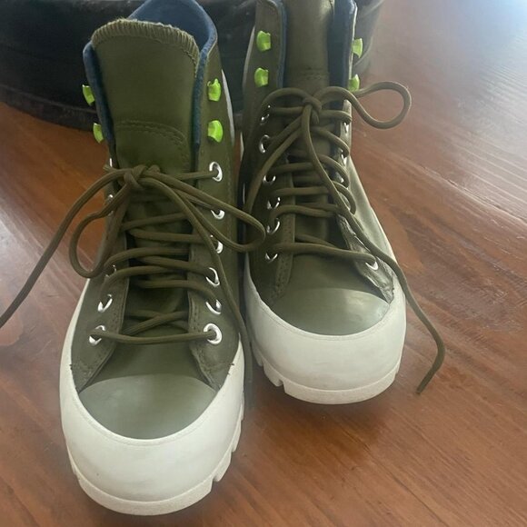 Converse Chuck Taylor All Star  Boots – Olive Green, Size 8.5 - Picture 2 of 6